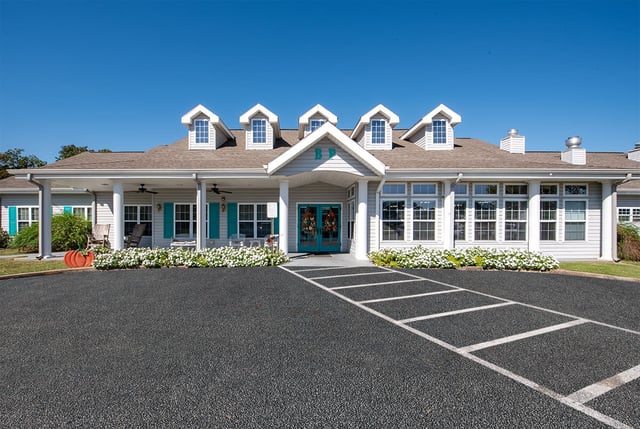 Bailey_Exterior_bkafsl